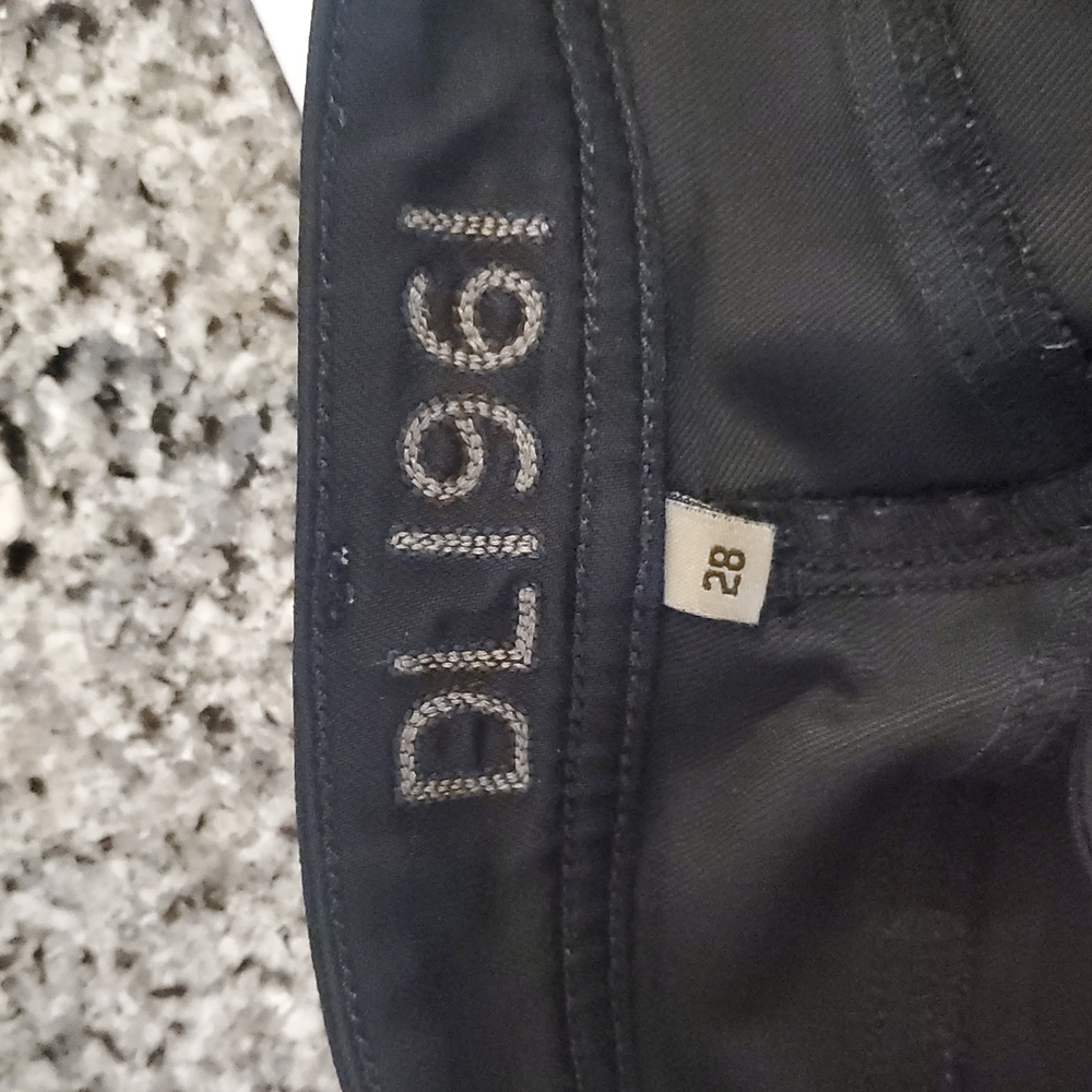 DL1961 Jeans - Picture 11 of 12